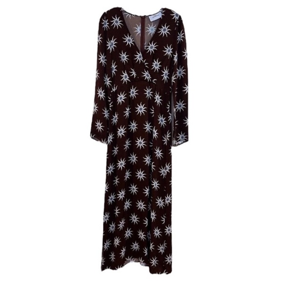 The Wolf Gang Gaia Brown Sun Dial Print V Neck Maxi Dress in Nevada Cocoa M - Picture 2 of 14